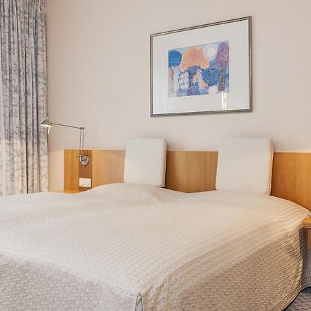 Tryp By Wyndham Hotel Stadtoldendorf Exterior photo